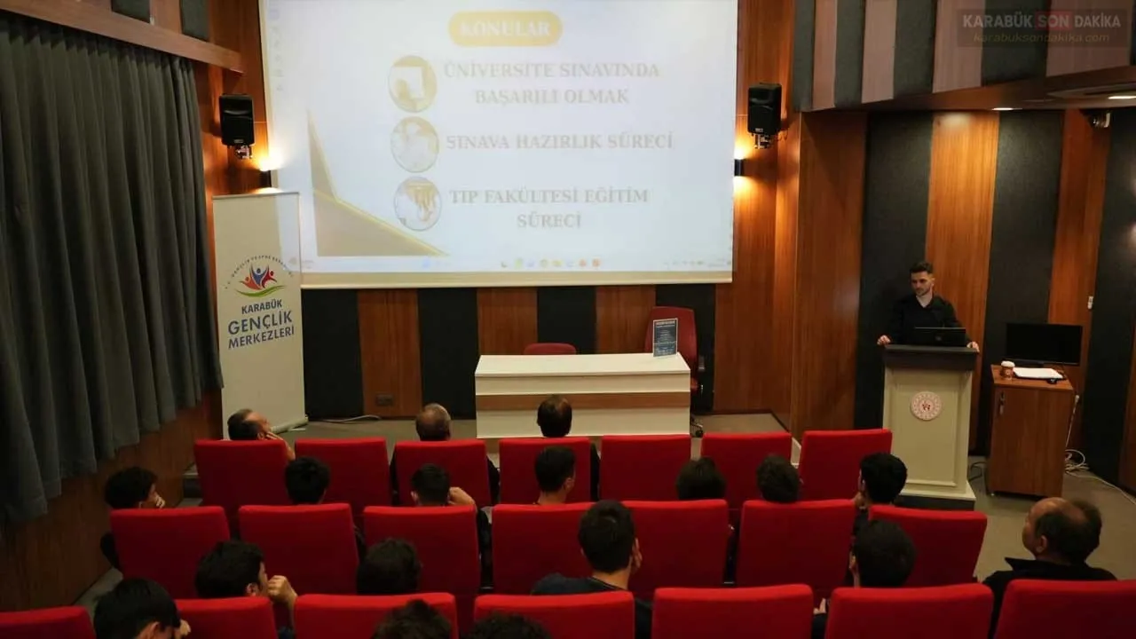 KBÜ’DE GELECEĞİN MESLEKLERİ MASAYA YATIRILDI