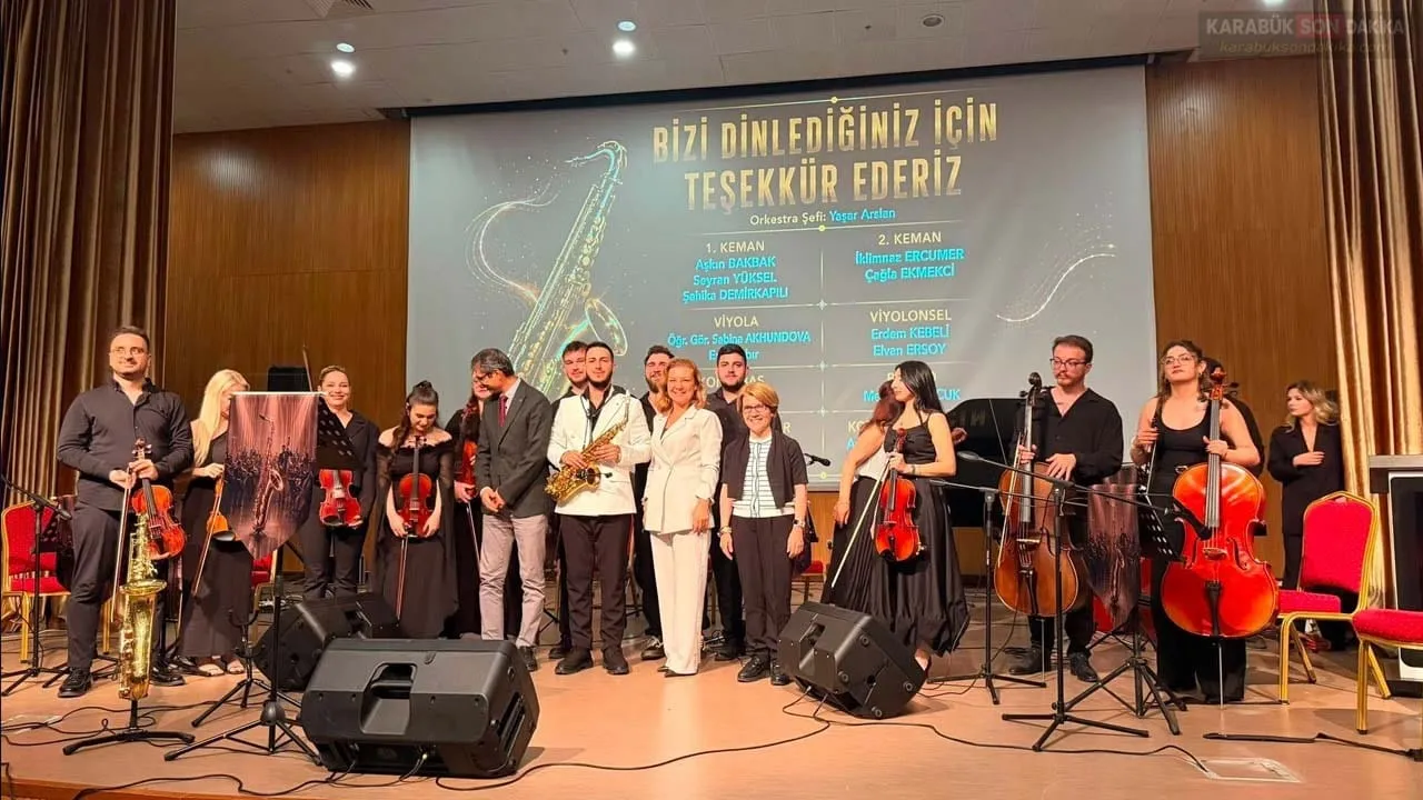 SAFRANBOLU’DA MÜZİK ZİYAFETİ: SAHNE SANATÇILARIN OLDU