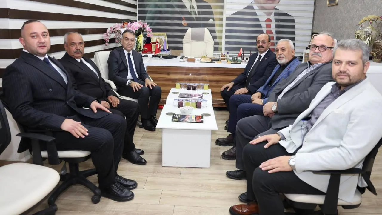 VALİ ÇAĞATAY’DAN KARABÜK’TE ESNAF VE SOSYAL HİZMET ZİYARETLERİ